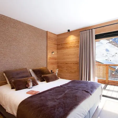 Le 1700 Ле дез Альп